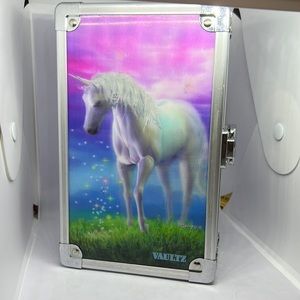 Vaultz 3D Unicorn Storage Box